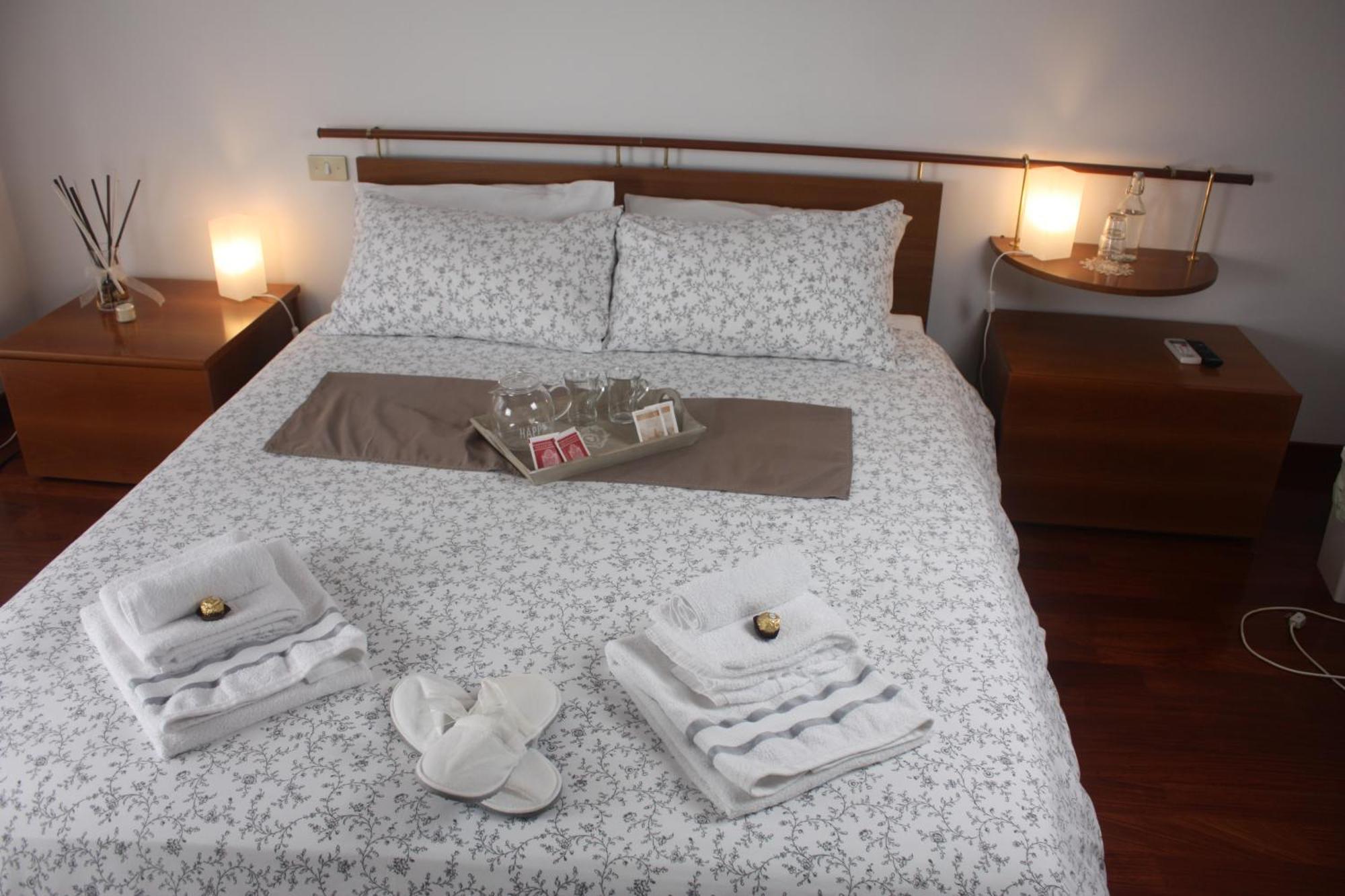 Maruru B & B Dell'Arte Civitanova Marche Luaran gambar